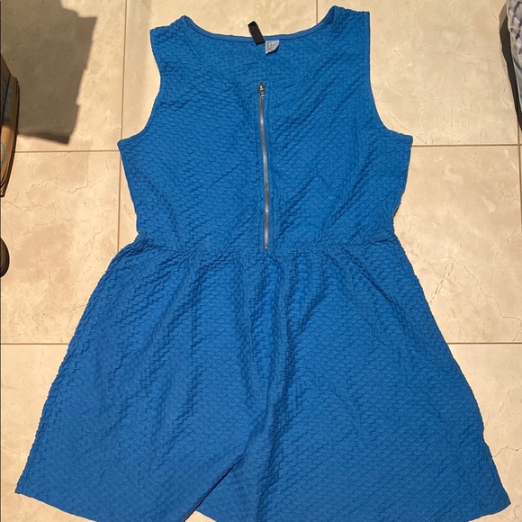 Blue Textured Sleeveless Dress - Picture 1 of 1